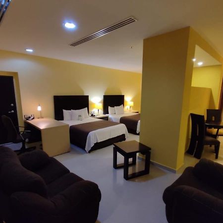 Hipico Inn Hotel Poza Rica Kültér fotó